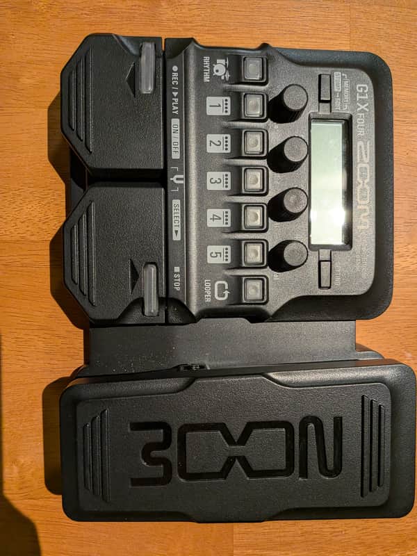 Zoom G1X Four