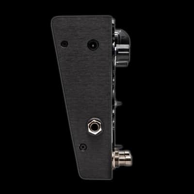 Beetronics FX ZZOMBEE “Filtremulator" Fuzz/Tremolo/Filter/Octave Multi-Effect Pedal image 5