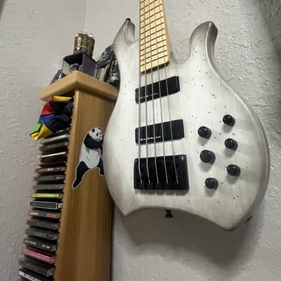 Mark Bass MB RB KILIMANJARO 5 (Old White) [USED] | Reverb