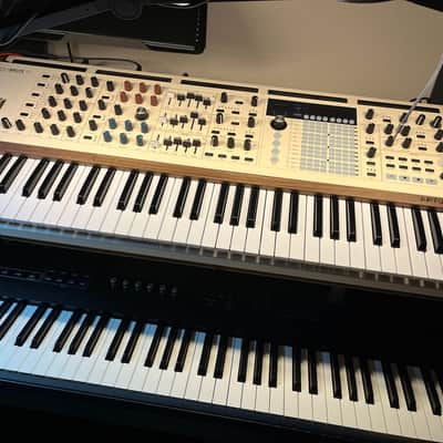 Arturia Polybrute 12 w/dust cover image 1