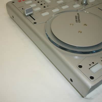Vestax VCI-100 USB MIDI DJ Controller image 3