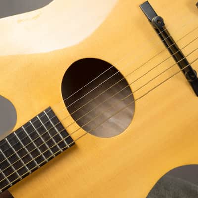 Yunzhi - Carved Oval Hole Archtop in Blonde / Natural w/ K&K Pure Archtop Pickup image 9