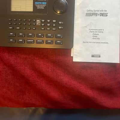 Alesis SR-16 Drum Machine 2010s - Black