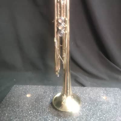 King 600 Trumpet serial 846051 - Lacquer image 2