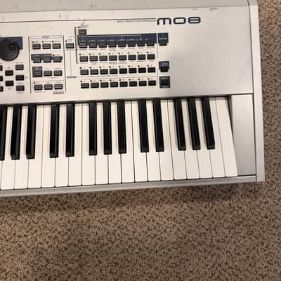 Yamaha MO 8 Production Synthesizer 2000s - Gray image 6