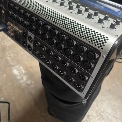 QSC TouchMix-30 Pro Touch Screen Compact Digital Mixer 2010s - Black/Silver image 3