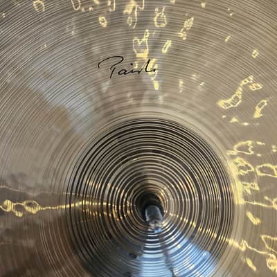 Paiste Signature Traditionals Thin Crash - 17" image 3