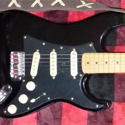 B.C. Rich U.S. Series STIII David Gilmour 'Black Strat' custom tribute image 9