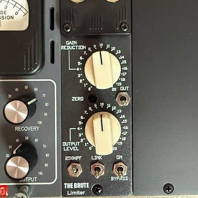 Inward Connections The Brute 500 Series Optical Compressor Module 2010s - Black image 2