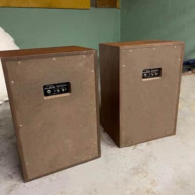 Pair of PIONEER CS-55 Floor Speakers in Walnut, 1960s image 3