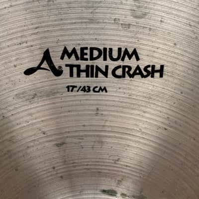 Zildjian A Avedis 17" Medium Thin Crash Cymbal 2001 – 2.8 lbs – Made in USA image 2