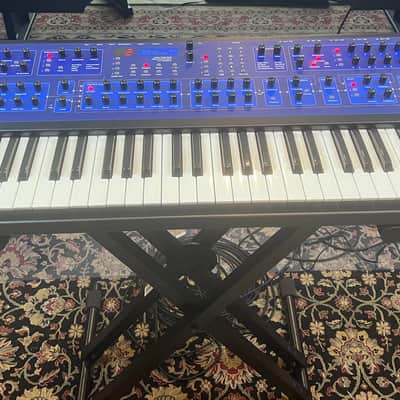 Dave Smith Instruments DSI Poly Evolver Keyboard, Hybrid Analog/Digital Powerhouse, with Soft Case