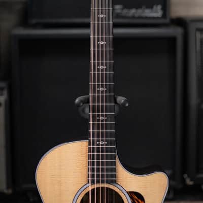 Taylor 454ce 12-String Grand Auditorium Acoustic/Electric Guitar Natural with Hardshell Case image 4