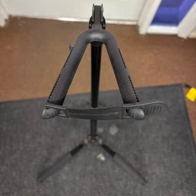 Ultimate GS-100? Guitar / Bass Stand - Black - Used- Local Pickup Item image 4