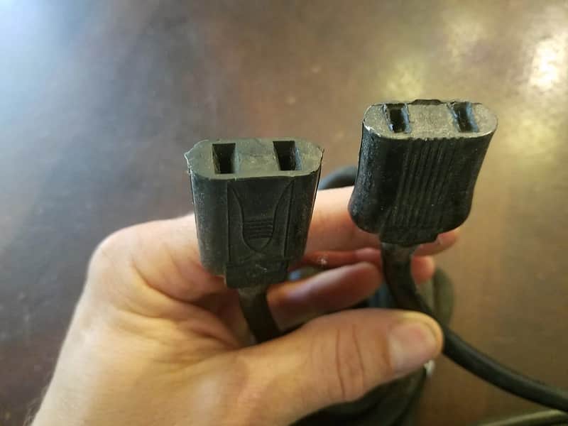 ONE (1) Royal or GIWW Original Electric Power Cord 1950s Black Rubber image 1