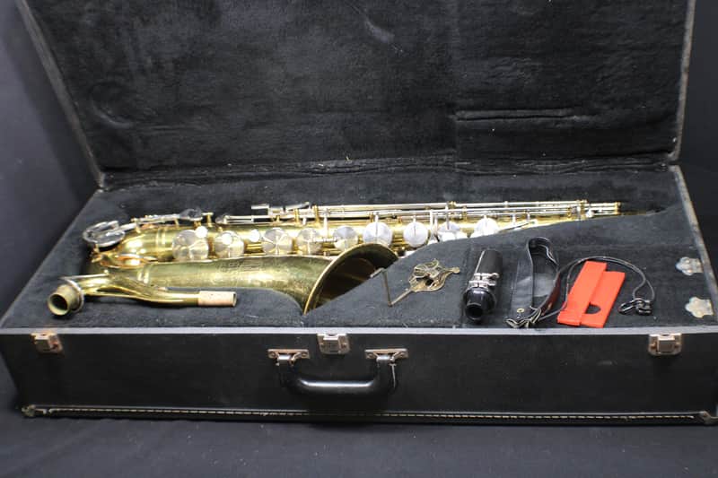 King Model 615 Tenor Saxophone in it's Original Case with Extras Complete & Nice 7 S image 1