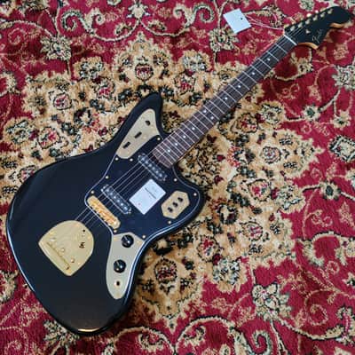 *NEW IN BOX* 2026 Fender Japan Limited Edition Traditional Collection, 60's Jaguar Black Pearl Gold with Matching Headstock, MIJ JD26 image 5