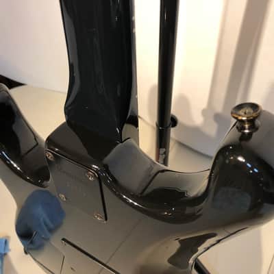 Kramer Pacer Carrera 1983 all Black, Patent Pending logo, Serial number is C2001 image 8