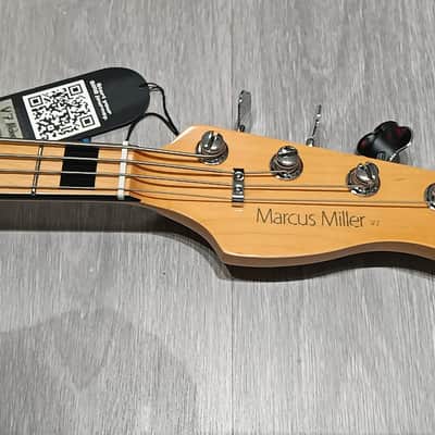 Marcus Miller V7 Alder-4 (2nd Gen) - Sparkle Black image 5