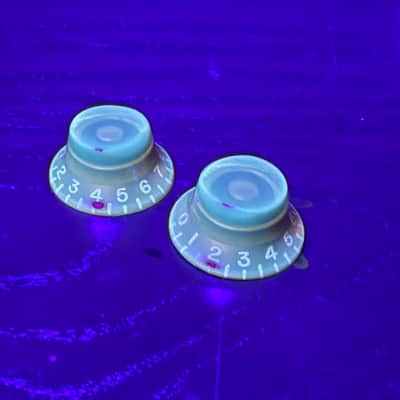 1950's Gibson Guitar Gold Bonnet Knobs Set of 2 Les Paul Burst ES 335 1955-1960 image 10