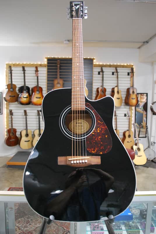 Yamaha FX370C-BL Black image 1