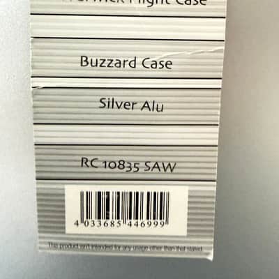 AS NEW Warwick - Buzzard / Stryker - Professional Line - Electric Bass Flight Case (RockCase) 2020's - Aluminum / SIlver image 6