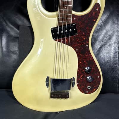 Mosrite (of California) The Ventures Model - '65 Reissue 1990s - Pearl image 4