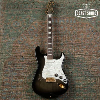 1996 Fender Limited Edition The Ventures Stratocaster ST-165VR made in Japan MIJ w/ case image 2