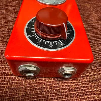 Midwestern Electric Co One Knob Fuzz - Red image 2