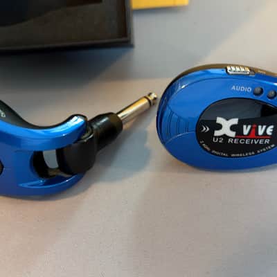 Xvive U2 Wireless Guitar System 2010s - Blue image 3