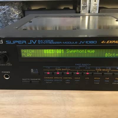 Roland JV-1080 64-Voice Synthesizer w/ Orchestral Expansion