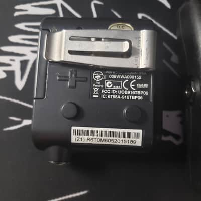 Line 6 Relay G30 Digital Wireless Guitar System (RXS06 Receiver + TBP06 Transmitter + Power Supply) image 6
