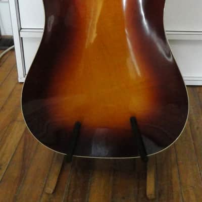 Guild D-30 1988 redburst image 5