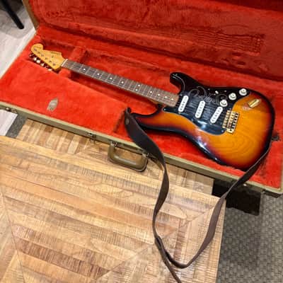 Fender Stratocaster SRV 1993 /w case image 14