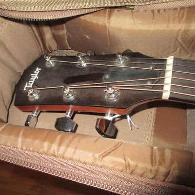 Taylor 214ce with ES2 Electronics 2020 - 2023 - Natural image 5