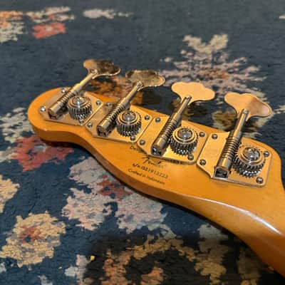 Squier 50's bass neck image 6