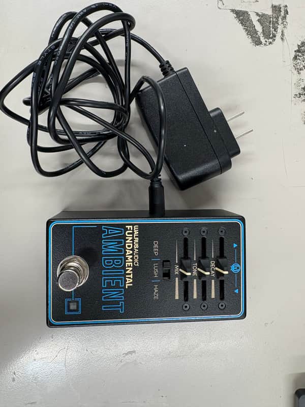 Walrus Audio Fundamental Ambient Reverb