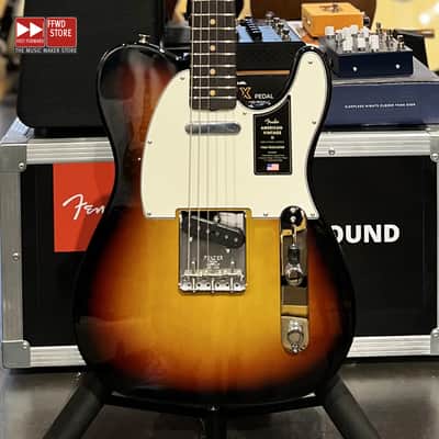 Fender American Vintage II '63 Telecaster - 3-Color Sunburst image 1