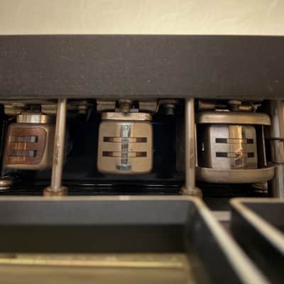 TEAC A-2300SX 1/4" 4-Track Reel to Reel Tape Recorder 1970s - Silver image 6
