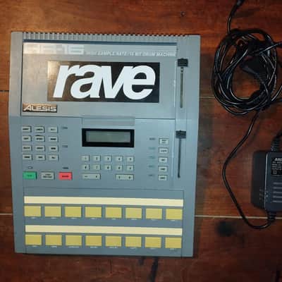 Alesis HR-16 High Sample Rate 16-Bit Drum Machine 1980s - Gray