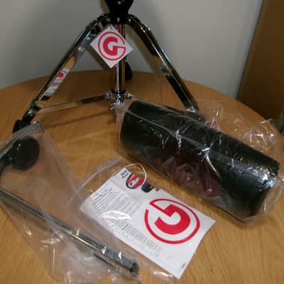 Gibraltar 15" round w/backrest 2025 - Black image 2