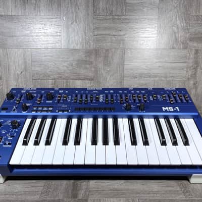 25º Stand for Behringer MS-1 / MS-101 Synth - Roland SH101- Color WHITE - by KZcraftworks -US Seller image 7