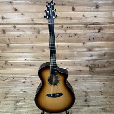 Breedlove Oregon Concert CE Sitka Spruce Acoustic Guitar - Whiskey Burst image 3