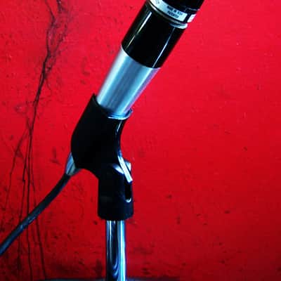 Vintage 1960's Shure 545 / 545S / 545SD Cardioid Dynamic Microphone Low Z w accessories Led Zeppelin image 3