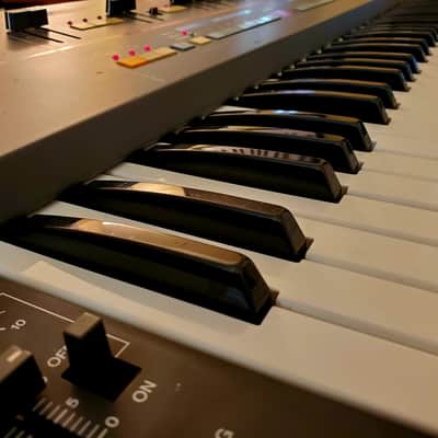 CERTIFIED!!! ROLAND JUNO 106 UPGRADED FULLY SERVICED AND IN AMAZING CONDITION! image 14