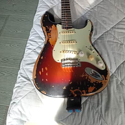 Fender Mike McCready Signature Stratocaster 2023 - Present - 3-Color Sunburst Relic image 8