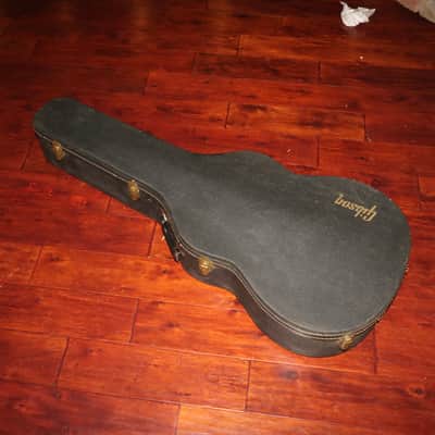Gibson Dreadnought Case 1970-1974 image 2