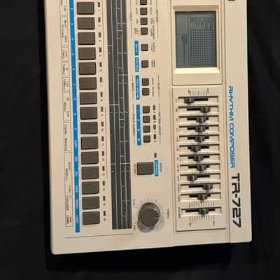 Roland Tr-727 rhythm composer