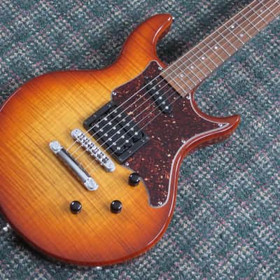 1998 Hamer USA Phantom Custom Sunburst! w/hardshell case image 2