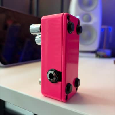 Limited Edition Steel Panther Platinum Pocket Pu$$y Melter Distortion Pedal image 3